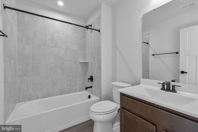 1809 SHANNON DRIVE SOUTH, Greencastle, PA 17225