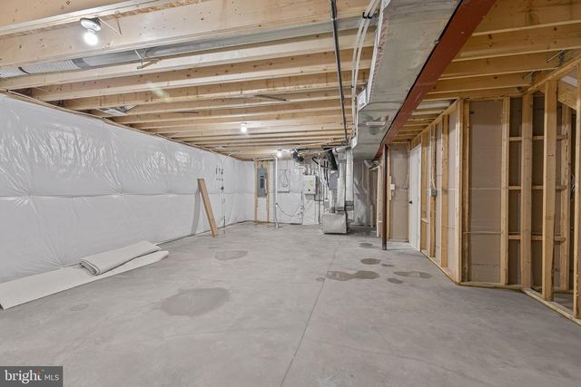 1809 SHANNON DRIVE SOUTH, Greencastle, PA 17225