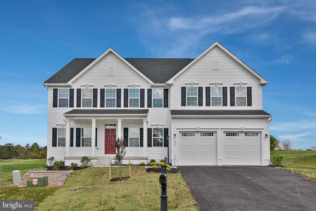 1809 SHANNON DRIVE SOUTH, Greencastle, PA 17225
