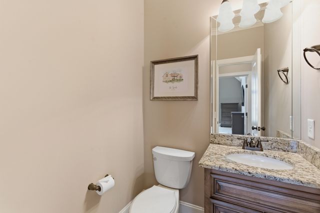 107 Avalon Bay Dr, Old Hickory, TN 37138