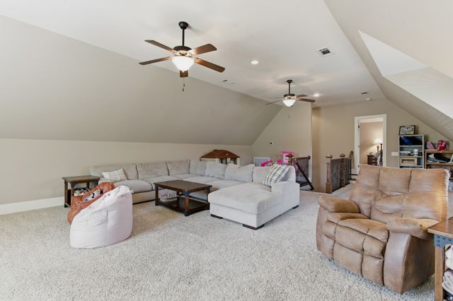 107 Avalon Bay Dr, Old Hickory, TN 37138