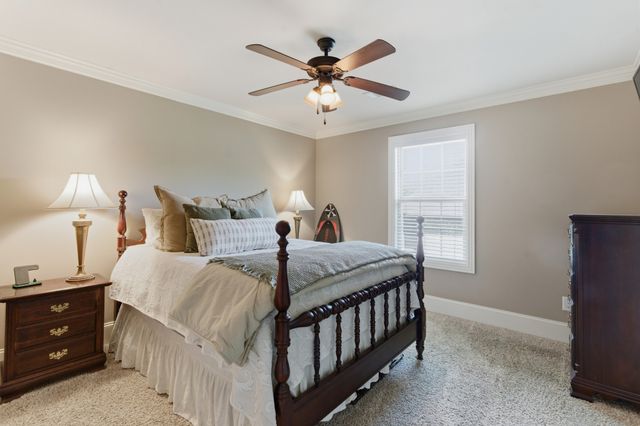 107 Avalon Bay Dr, Old Hickory, TN 37138