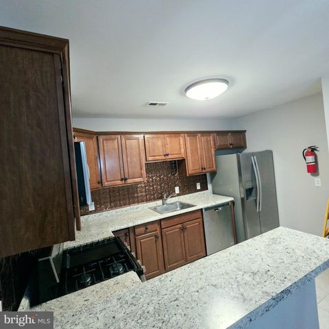 208 ASHLEY RUN, Voorhees, NJ 08043