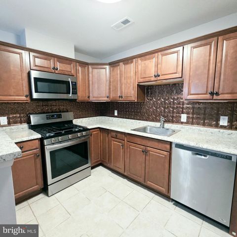 208 ASHLEY RUN, Voorhees, NJ 08043