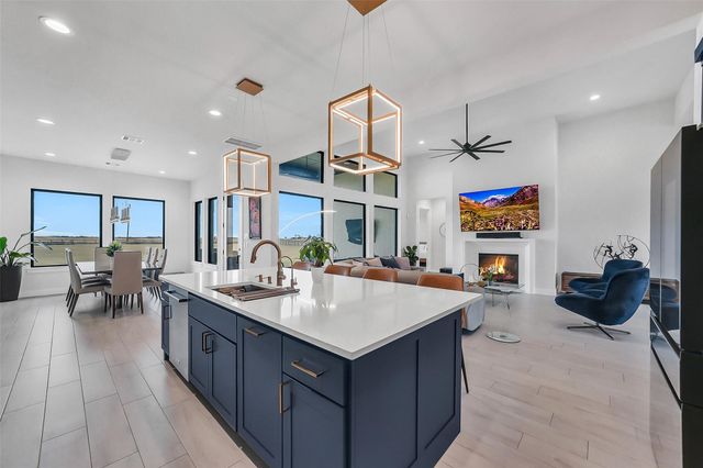 1005 Falcon Cove, Waller, TX 77484