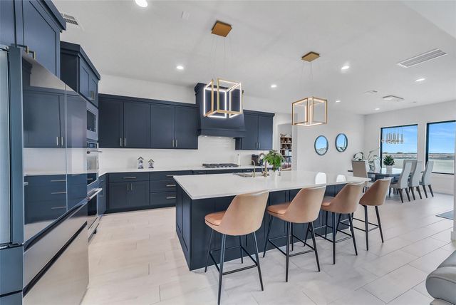 1005 Falcon Cove, Waller, TX 77484