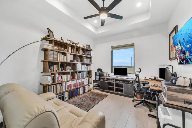 1005 Falcon Cove, Waller, TX 77484