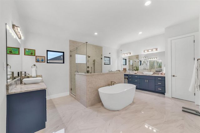 1005 Falcon Cove, Waller, TX 77484