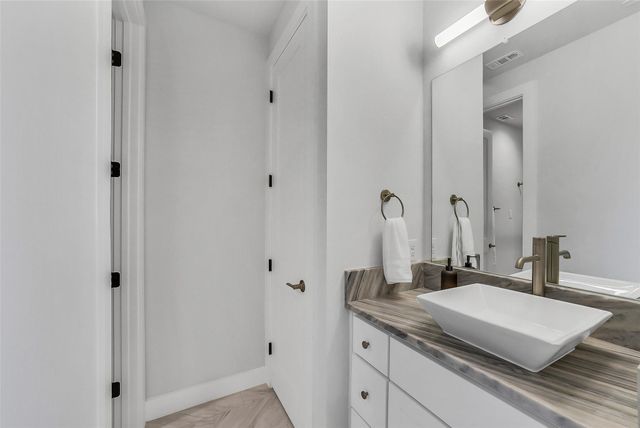 1005 Falcon Cove, Waller, TX 77484