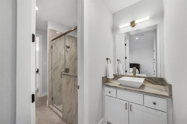 1005 Falcon Cove, Waller, TX 77484