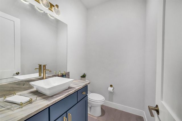 1005 Falcon Cove, Waller, TX 77484