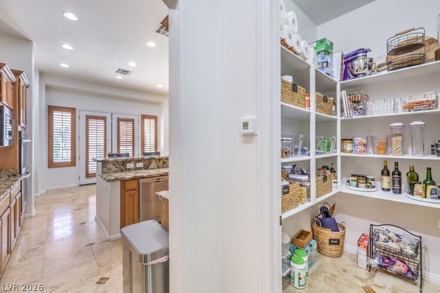 305 Onyx Crest Street, Las Vegas, NV 89145