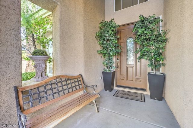 305 Onyx Crest Street, Las Vegas, NV 89145