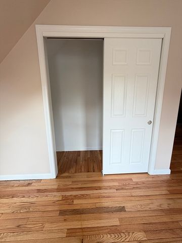 6 Edwards Place 2, Chelmsford, MA 01863
