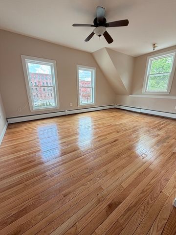 6 Edwards Place 2, Chelmsford, MA 01863