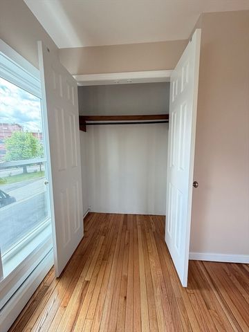 6 Edwards Place 2, Chelmsford, MA 01863