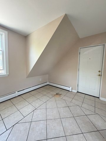 6 Edwards Place 2, Chelmsford, MA 01863