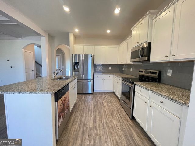 836 Stable View Loop, Dallas, GA 30132