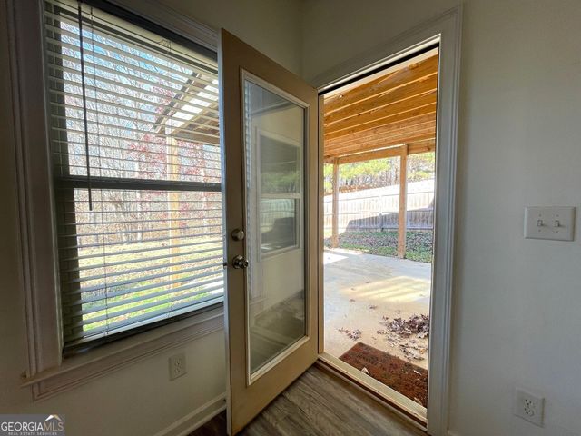 836 Stable View Loop, Dallas, GA 30132