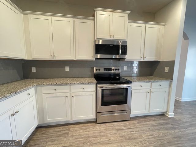 836 Stable View Loop, Dallas, GA 30132