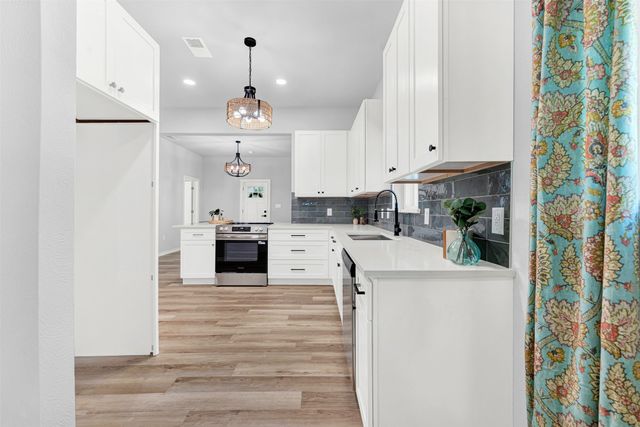909 E High Street, Terrell, TX 75160