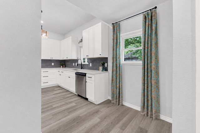 909 E High Street, Terrell, TX 75160