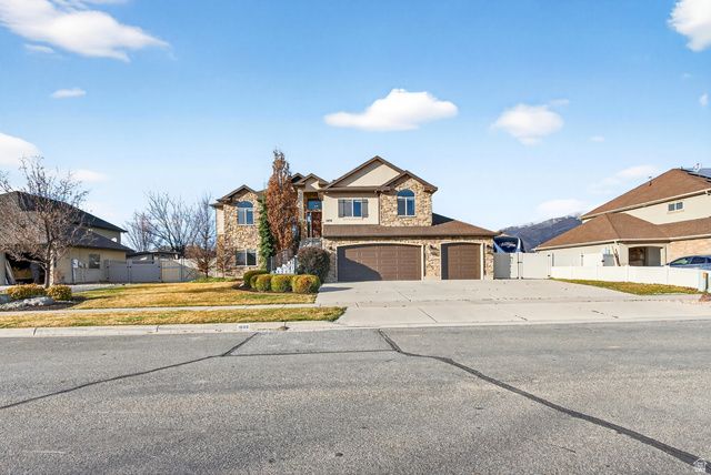 1898 W OLD FORT CIR, Farmington, UT 84025