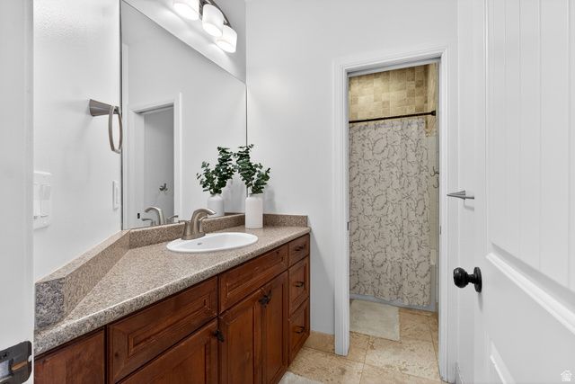 1898 W OLD FORT CIR, Farmington, UT 84025