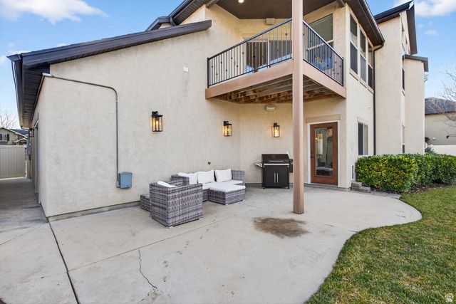 1898 W OLD FORT CIR, Farmington, UT 84025