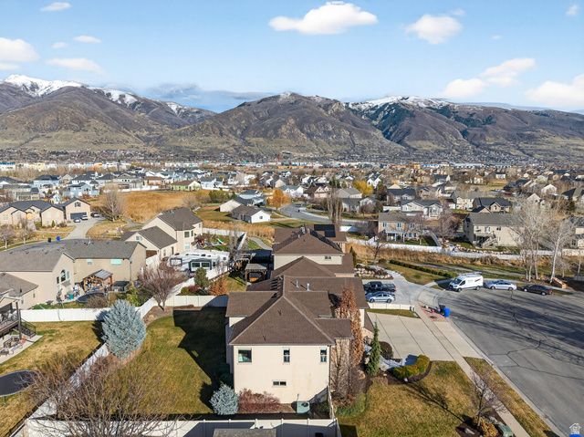 1898 W OLD FORT CIR, Farmington, UT 84025