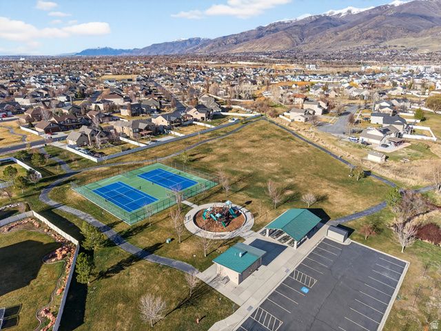 1898 W OLD FORT CIR, Farmington, UT 84025
