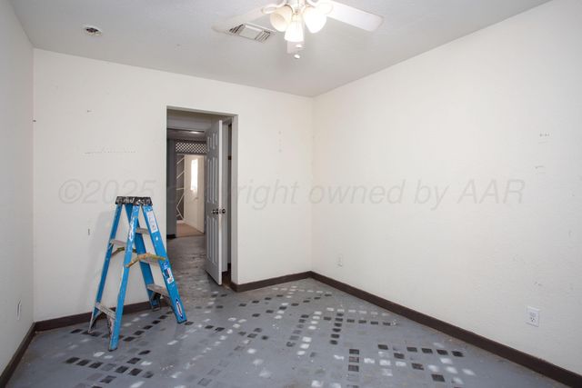 4835 SLOPE Drive, Amarillo, TX 79108