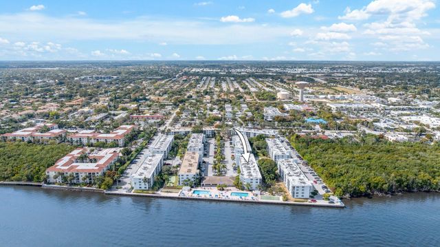 2008 S Federal Highway 108, Boynton Beach, FL 33435