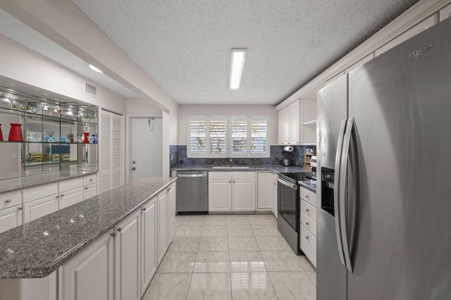 2008 S Federal Highway 108, Boynton Beach, FL 33435