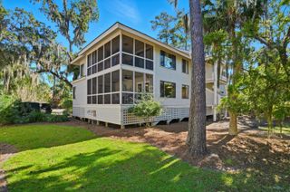857 Club Cottage Road, Edisto Beach, SC 29438