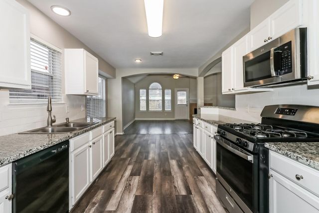 4023 Ashview Lane, Fresno, TX 77545