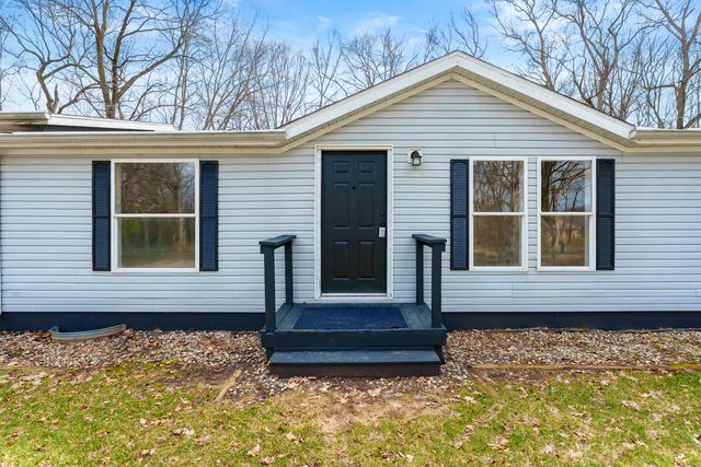 6818 E T Avenue, Vicksburg, MI 49097