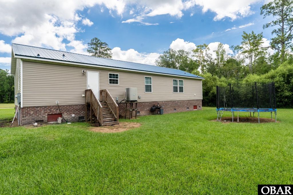 Image 2 of property listing at 21 Pearce Point Drive, Columbia, NC 27925