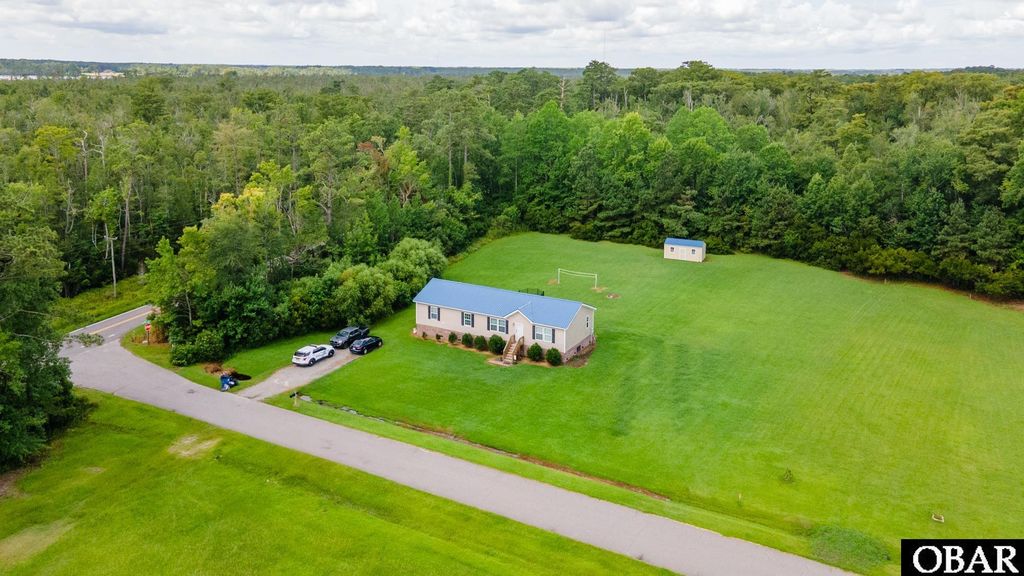 Image 26 of property listing at 21 Pearce Point Drive, Columbia, NC 27925