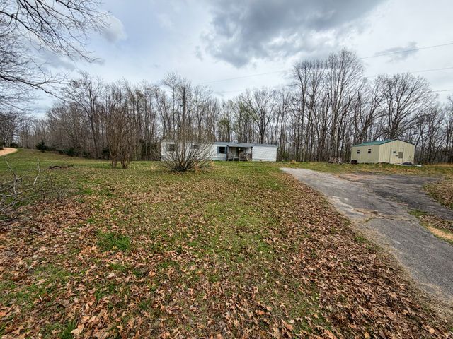 626 Old Highway 48, Centerville, TN 37033