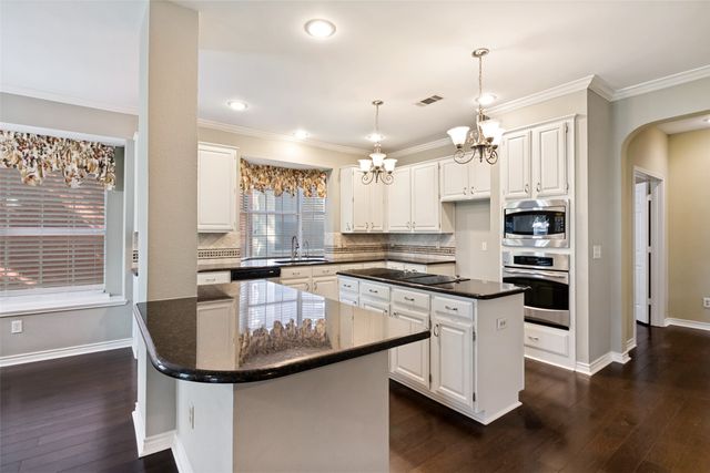 7529 Vineyard Trail, Garland, TX 75044