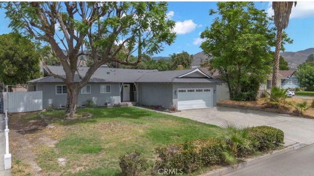 25842 26th Street, San Bernardino, CA 92404