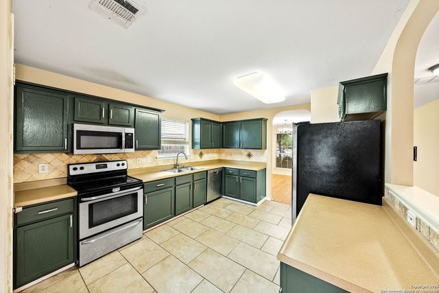 9944 Spring Beauty, San Antonio, TX 78254