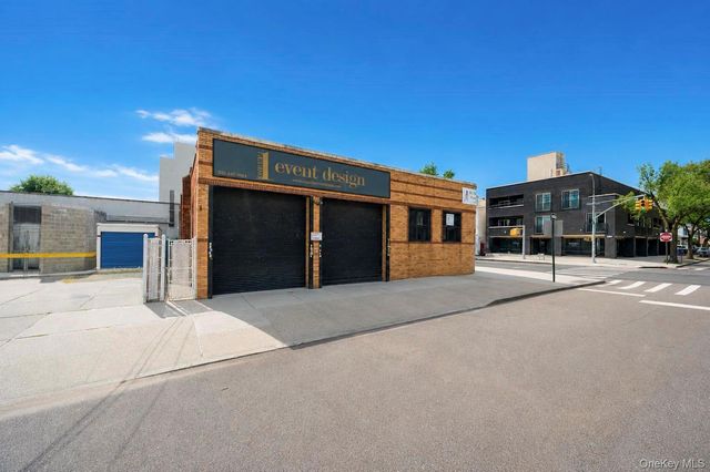 91-20 101 ave, Ozone Park, NY 11416