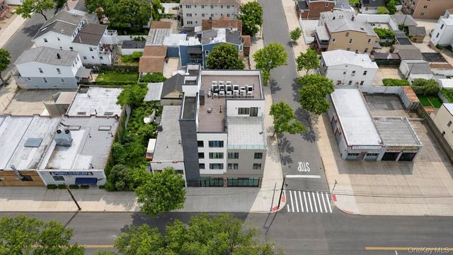 91-20 101 ave, Ozone Park, NY 11416