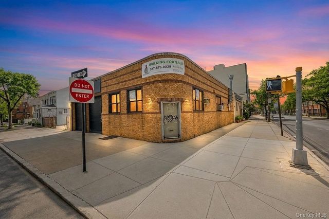 91-20 101 ave, Ozone Park, NY 11416