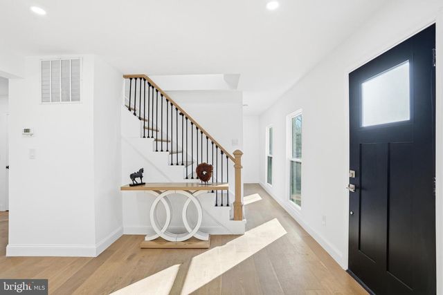 10704 HOWERTON AVE, Fairfax, VA 22030