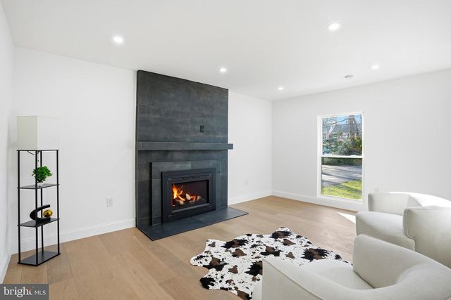 10704 HOWERTON AVE, Fairfax, VA 22030