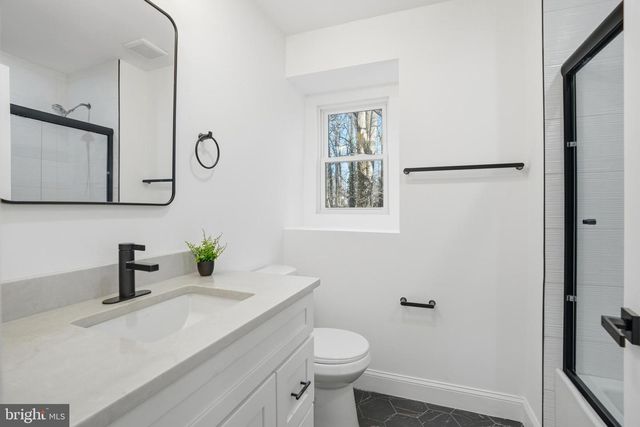 10704 HOWERTON AVE, Fairfax, VA 22030