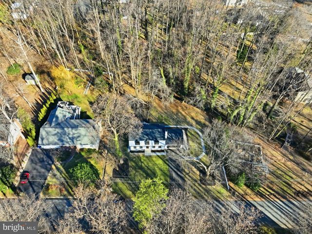 10704 HOWERTON AVE, Fairfax, VA 22030